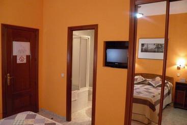 Hostal Angelines