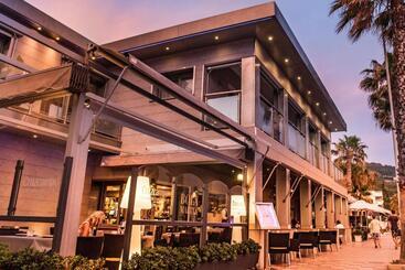 Inn H Boutique La Caleta Bay