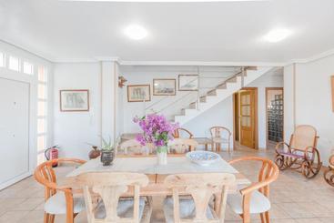 Villa Lago Sol