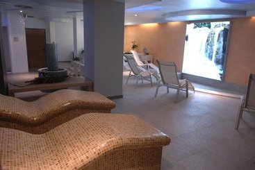 Nobel Design Hotel