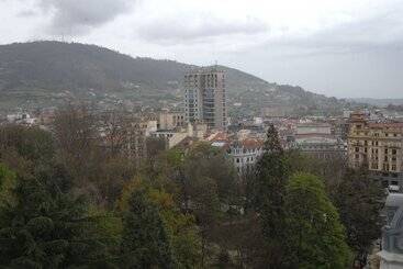فندق Santacruz