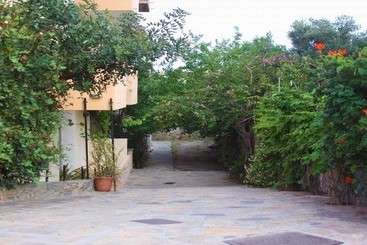 Argyro Apartments & Studios