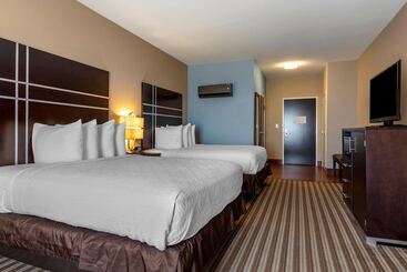 هتل Best Western Plus North Odessa Inn & Suites