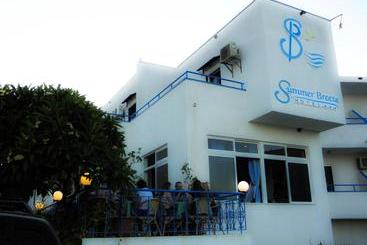 هتل Summer Breeze