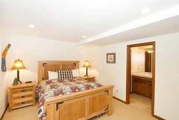 هتل Telluride Alpine Lodging Portfolio
