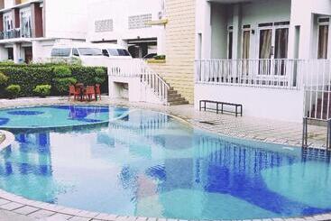 هتل Ibis Padang