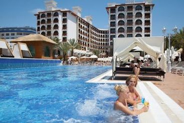هتل Quattro Beach Spa & Resort   All Inclusive