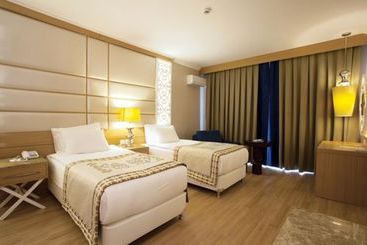 هتل Quattro Beach Spa & Resort   All Inclusive