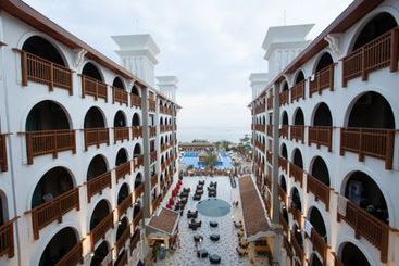 هتل Quattro Beach Spa & Resort   All Inclusive