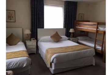 هتل Runnymede Court