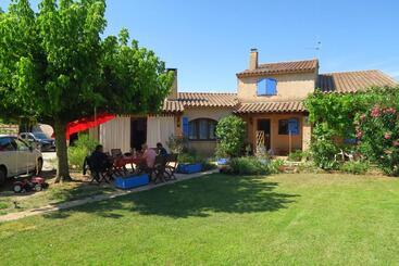 بنسيون Le Bosquet Fruité Chambres D Hôtes En Provence Occitane
