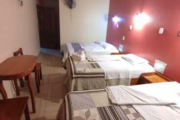 پانسیون Hostal Kan Kun Ii