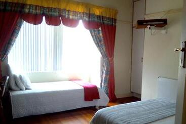 ペンション Access Guest House