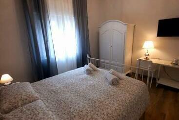تختخواب و صبحانه Casa Pasteur A Due Passi Da Ostuni