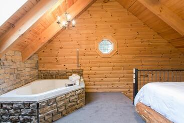 호텔 Coblentz Country Lodge By Amish Country Lodging
