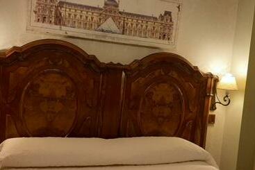 هتل Apartamentos Turísticos Y Suites