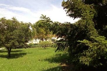 پانسیون La Micalene