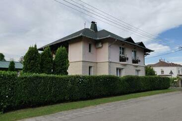 پانسیون Vilma Villa