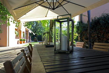 تختخواب و صبحانه Locanda Dei Cinque Cerri