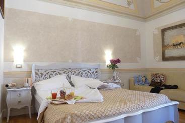 Bed and Breakfast In Tarquinia Albergo Diffuso