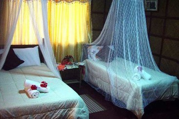 Hotel Niu Ohana Garden Resort