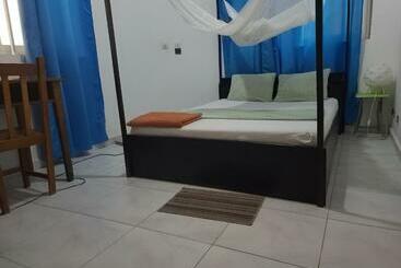 پانسیون Guesthouse Cocotiers Cotonou