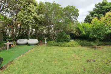پانسیون Plett57   Self Catering   Room No1