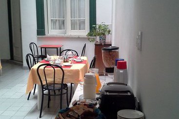 هتل Del Prado