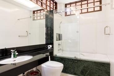 هتل Green View Village Resort   Sha Plus