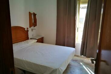 פנסיון Economico No Es 1 Hotel Check In De 15 A 18 Horas