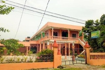 هتل Mutiara