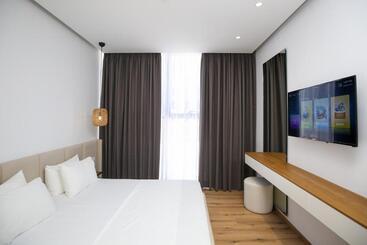 هتل Oricon Coast Luxury Resort