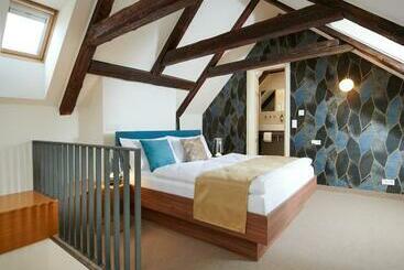 Golden Angel Suites By Prague Residences