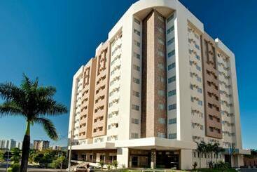 هتل Le Jardin Suites