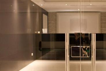 Leoni Hotel & Private Spa