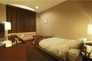 هتل Grand Vert Gizan   Vacation Stay 95367