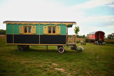 住宿加早餐 La Roulotte Magic ! Des Grillots