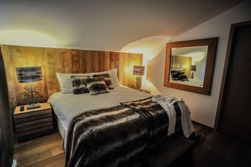 هتل Crans Luxury Lodges