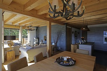 هتل Crans Luxury Lodges