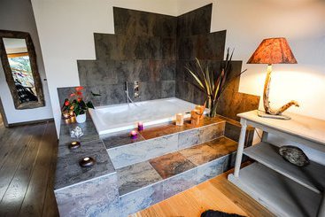 هتل Crans Luxury Lodges