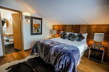 هتل Crans Luxury Lodges