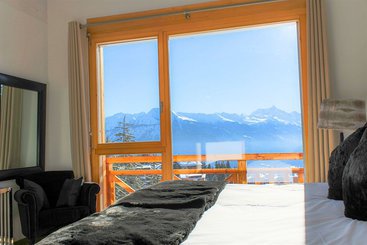 هتل Crans Luxury Lodges