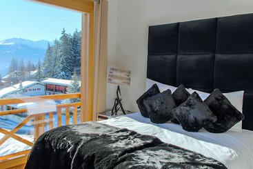 هتل Crans Luxury Lodges