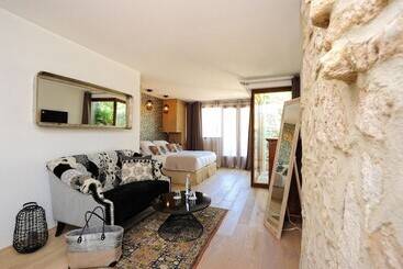 هتل Lodge De Charme A Cheda