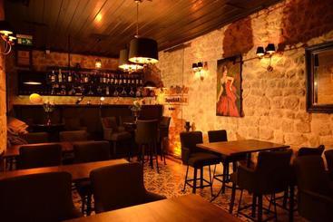 هتل The Liwan Boutique