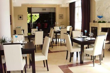 هتل Vila Roca