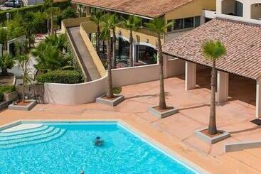 هتل آپارتمان Appart'hôtel Agathea