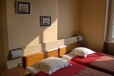 هتل Hôtel Le Régent