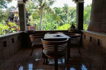 پانسیون Harmony House Stay