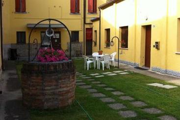 هتل Albergo Airone